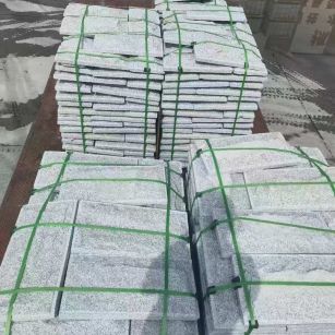 邯郸 芝麻白蘑菇石装车出货