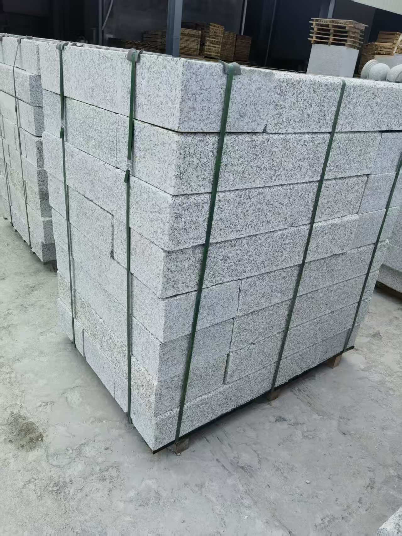 邯郸 芙蓉白火烧两面路沿石