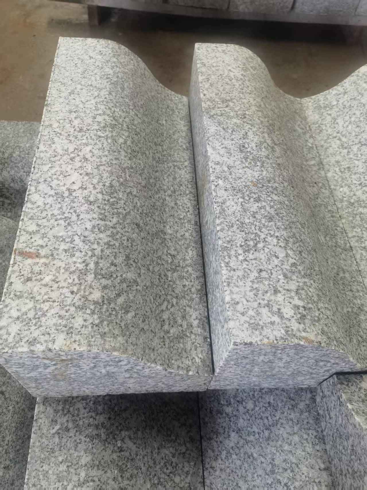 邯郸芙蓉白S型拉丝面路沿石